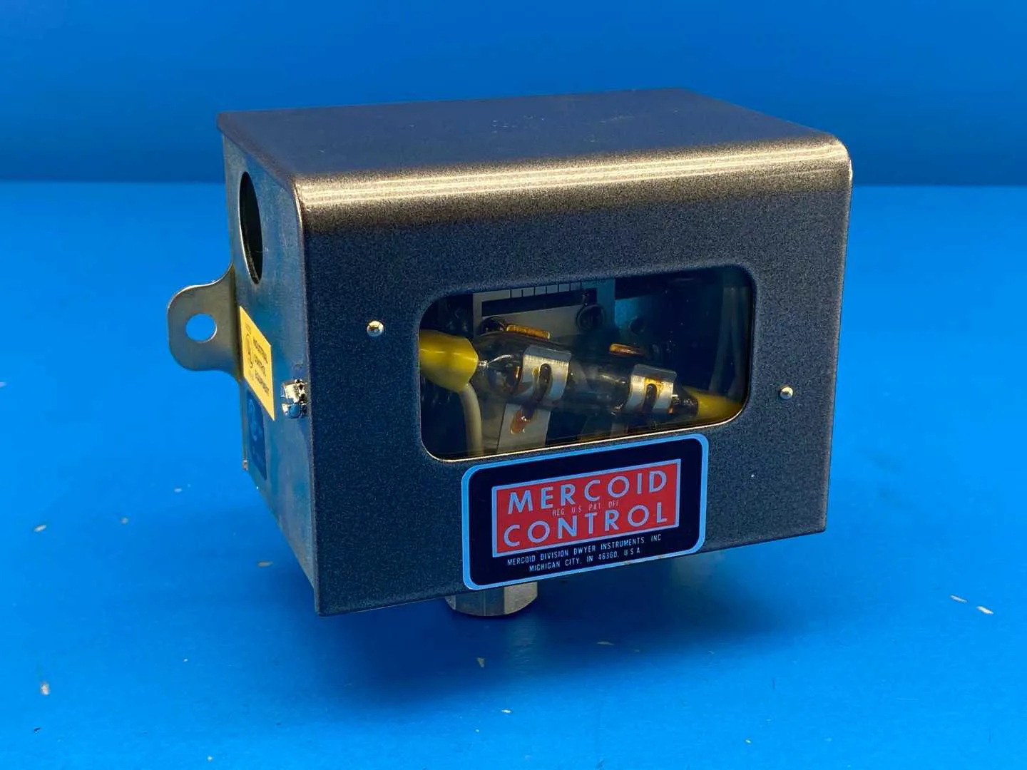 Mercoid Control AP-153-37 Series AP Diaphragm Operated Pressure ...