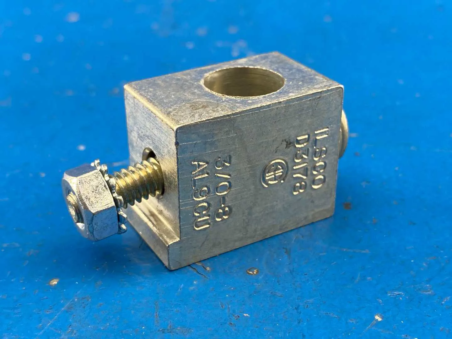 Burndy N125 2/0 STR CU Black Die 13 or 100 Copper Compression Lug